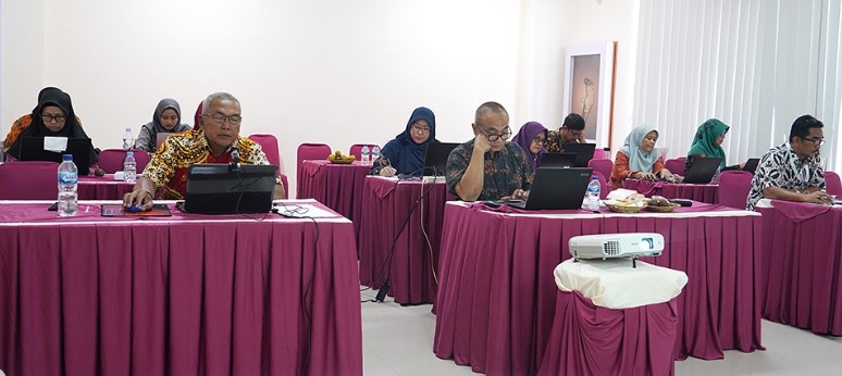 Bimtek Pengolahan Data Laboratorium Bagi Labkesmas Tier 2 dan 3 di Wilayah DIY dan Jawa Tengah